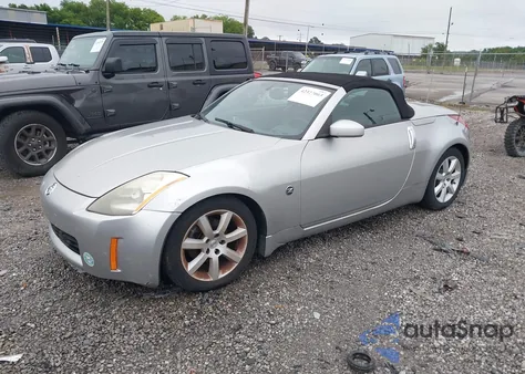 2005 Nissan 350Z Touring z USA, uszkodzony, nr VIN JN1AZ36A25M759800